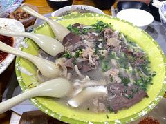 -八一路好吃街(雨田商务大厦店)