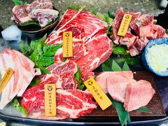 -铭牛烧肉·和牛海鲜自助(高新月牙湖店)