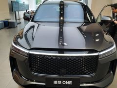 -理想汽车(世纪汇店)