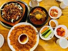 -喇喇排骨火锅·传统韩式脊骨汤(望京西园总店)