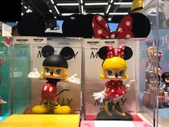 -泡泡玛特POPMART(侨福芳草地店)