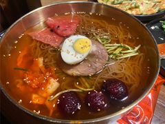 -明洞阿姨·韩式酱蟹烤肉·创意料理(三元桥店)