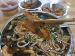 -柳州肥姨妈大骨螺蛳粉(东靖路店)