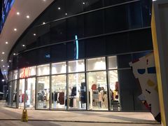 -宝龙城(杭州滨江店)