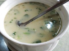 鸭嘴鱼二食-头骨滚汤-鲤鱼塘农家山庄