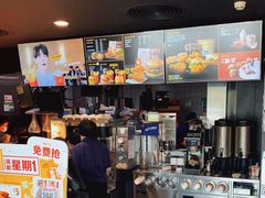 -麦当劳(杨林得来速店)