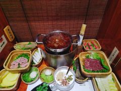 -独食火锅·半米屋台(直营总店)