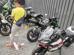 -川崎北京风火轮店