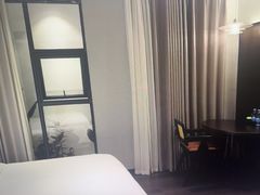 -铂尔登智慧酒店(南山西丽地铁站店)