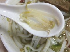 -华威达牛庄(黄埔大道西店)
