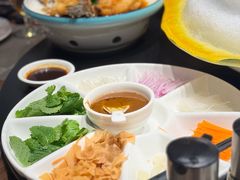 -东豪园林海鲜酒家(南港路辅路店)