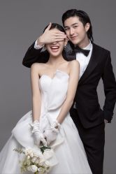 -莫兰迪婚纱摄影