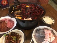 -白乐天毛肚火锅馆(南滨路店)