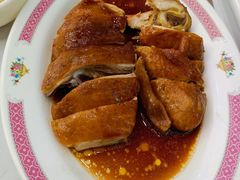 玫瑰豉油鸡（例）-东鑫记港式茶餐厅(南京东路店)