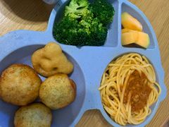 -蜜桃餐厅·伴山(绿宝广场店)