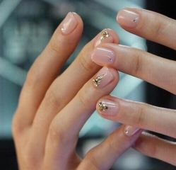 -Pink You美甲美睫纹绣定制中心