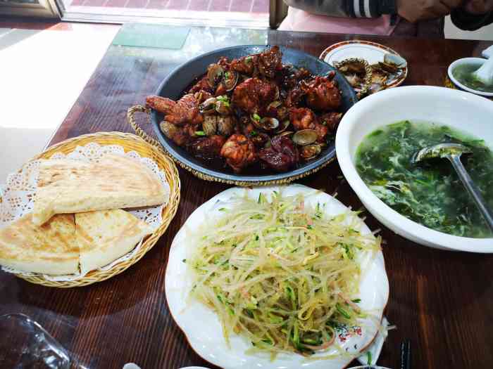 古城饭店-"去青州古城玩周边都是小吃一类的 想找个正.