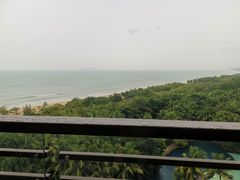 -三亚湾海居铂尔曼度假酒店