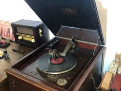 -荒岛书店(黄县路店)