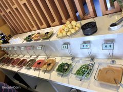 自助调料区-鼎盛山海火锅(北戴河刘庄夜市老虎石浴场店)