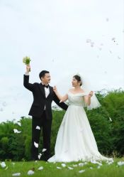 -雅云婚纱摄影工作室旗舰店