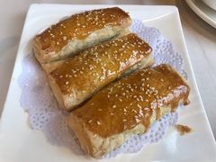 蜜汁叉烧酥-新南华大酒店(长寿店)