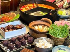 -三出山火锅(南京万象天地店)