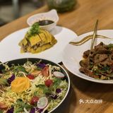 江桥老街的禅意餐厅！中式庭院+巨量菜品！