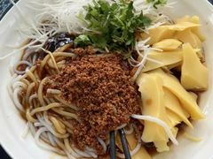 -瑞丰园庭院餐厅·白族传统家常菜