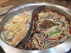 -小郡肝串串香火锅(龙跃路店)