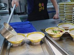 -龙抄手(春熙路总店)
