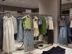 -URBAN REVIVO(西安Momopark店)