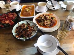 -隔壁老王·家常云南菜(花巷店)