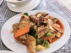 -YI PIN JU 一品居中餐厅 中国超市