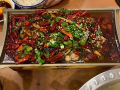 -石磨豆花家常菜·牦牛排土火锅