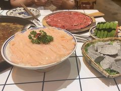 -旧街市鲜货老火锅(大光路店)