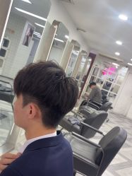 -米娜护肤造型