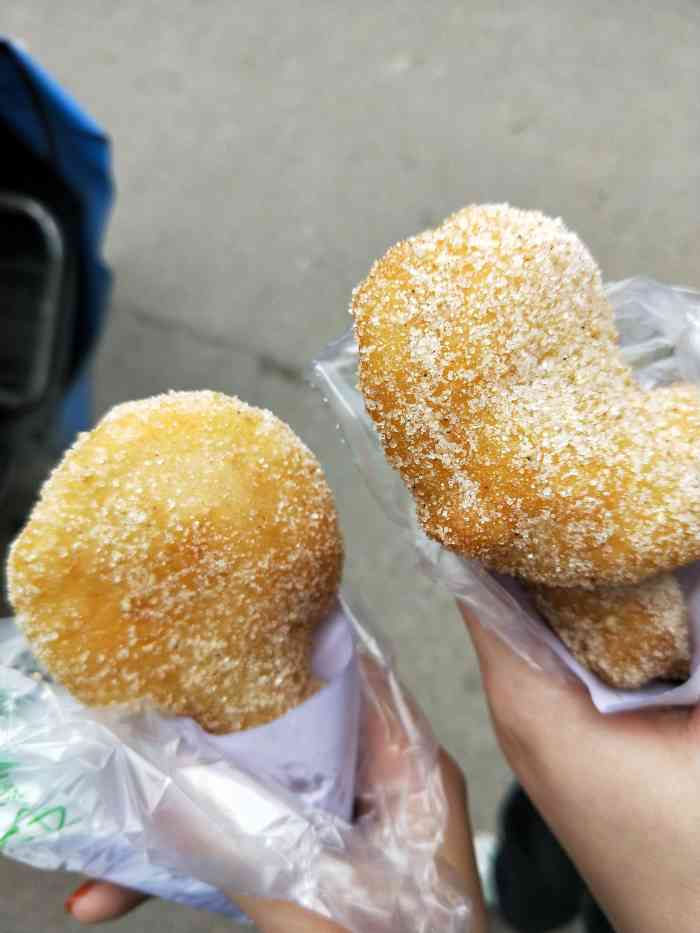 蓬安白糖卷-"这家真的是从小吃到大[流泪]从五毛钱吃到.