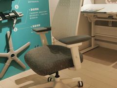 -康朴乐儿童学习桌椅(蓝色港湾店)