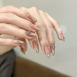 -FuFu美甲美睫