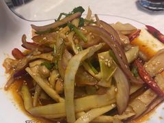 -辣小妮de川菜馆(红旗Mall店)