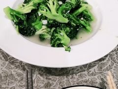 蒜泥西兰花-艳阳度假酒店·餐厅