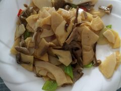 -天天向上素食餐厅(五台山店)