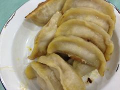 牛肉锅贴-清真·玛丽亚新疆菜主题餐厅(浙江中路店)