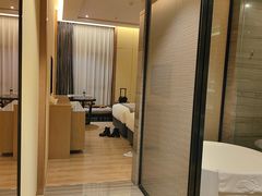 -珠海棕泉酒店(拱北口岸高铁站店)