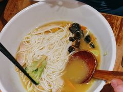 -云味馆米线(广州白云凯德店)