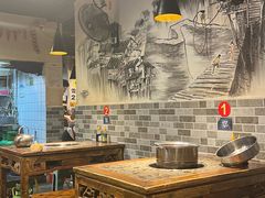 -六公里老火锅(总店)