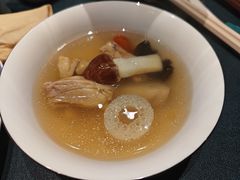 菌汤清远鸡-金狮麟·宋宴