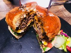 -HIGH FIVE哈福手工汉堡(桂林路店)