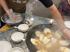 -三里屯土灶炖公鸡地锅鸡(江东店)